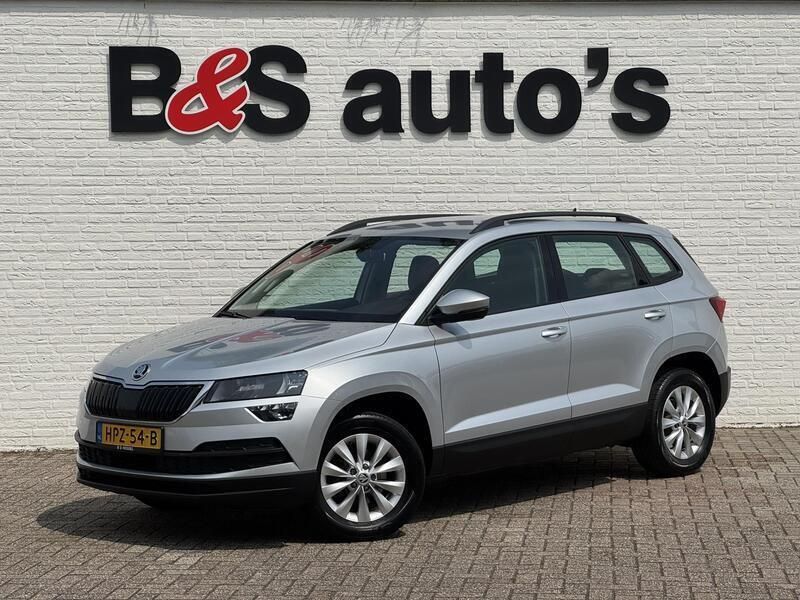 Grijs, metallic lak Gebruikt 2020 Skoda Karoq Style SUV | € 17.200 (Eerlijke prijs) - Afbeelding 1/4