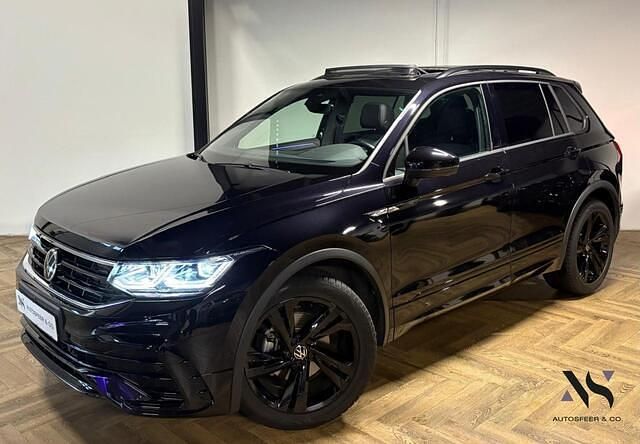 Zwart Gebruikt 2021 VW Tiguan R-line SUV | € 37.940 (Iets duurder) - Afbeelding 1/4