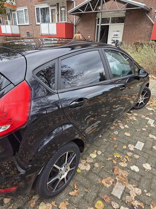 Occasion Ford Fiesta Trend 82 PK (60 kW) 2009 Zwart Sedan