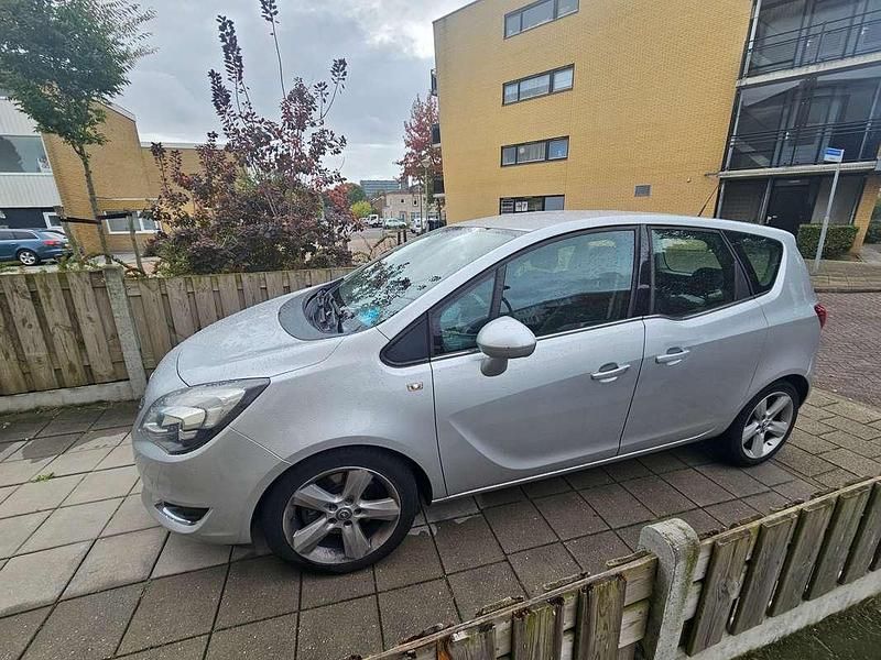 Grijs Gebruikt 2014 Opel Meriva MPV | € 4.550 - Afbeelding 1/4