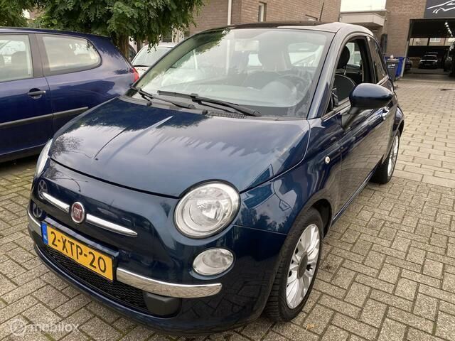 Blauw, metallic lak Gebruikt 2014 Fiat 500 Lounge Hatchback | € 3.995 - Afbeelding 1/4