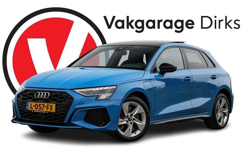 Blauw Occasion 2021 Audi A3 Sportback e-tron Competition Hatchback | € 22.880 (Goede deal) - Afbeelding 1/3