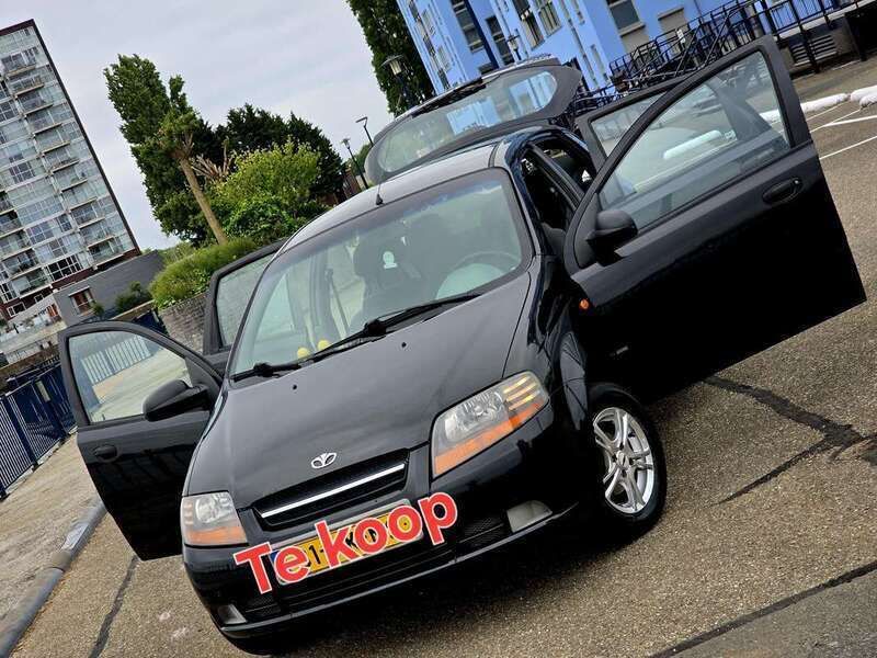 Zwart Gebruikt 2003 Chevrolet Kalos Hatchback | € 950 (Eerlijke prijs) - Afbeelding 1/4