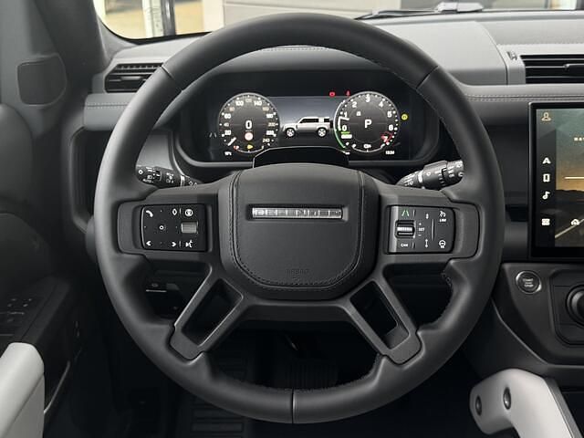 Nieuw Land Rover Defender HSE Dynamic 299 PK (219 kW) 2026 Groen SUV