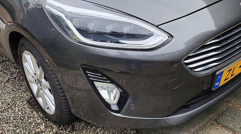Occasion Ford Fiesta Titanium 2019 Grijs Hatchback