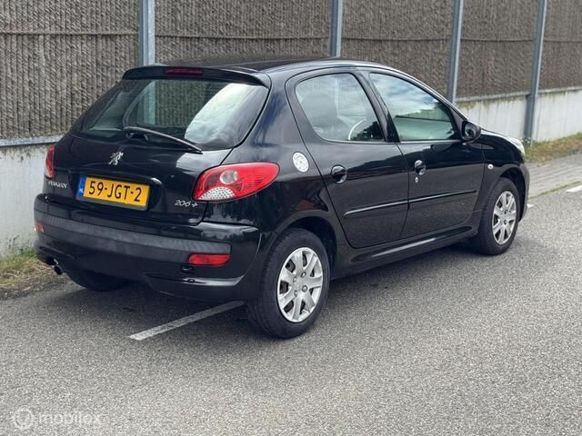 Occasion Peugeot 206+ 75 PK (55 kW) 2009 Zwart Hatchback
