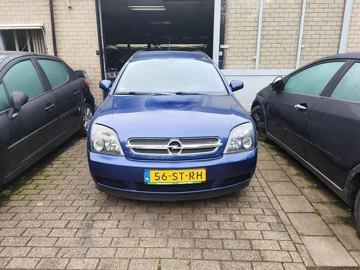 Blauw Gebruikt 2006 Opel Vectra Essentia Stationwagen | € 995 (Eerlijke prijs) - Afbeelding 1/4