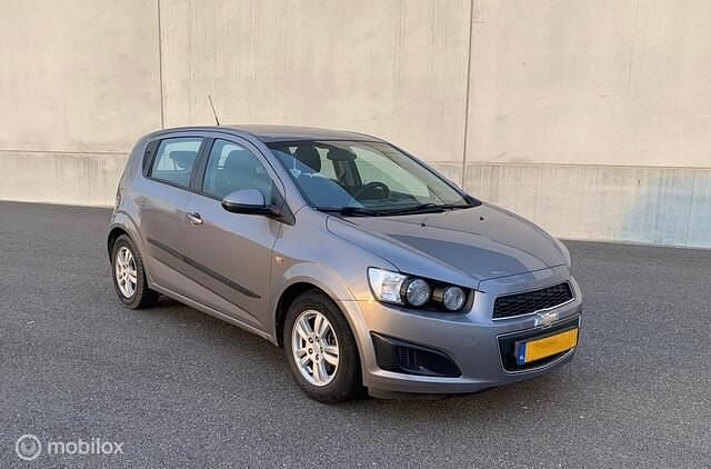 Occasion Chevrolet Aveo 95 PK (69 kW) 2012 Grijs Hatchback