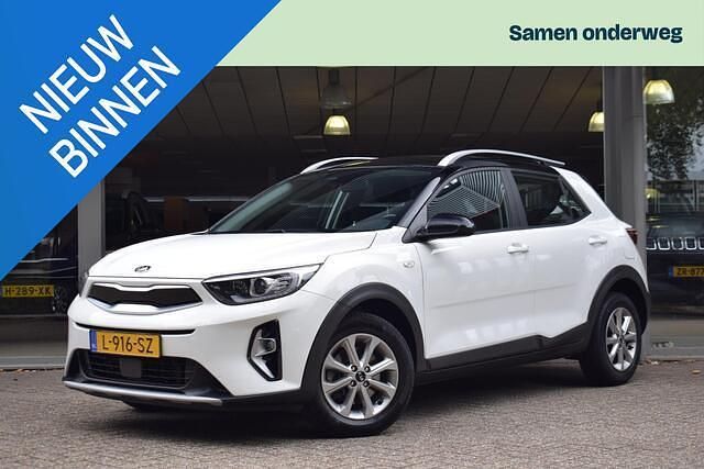 Wit Gebruikt 2021 Kia Stonic SUV | € 16.495 (Eerlijke prijs) - Afbeelding 1/2