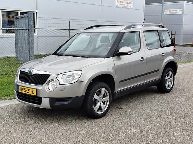 Bruin Gebruikt 2012 Skoda Yeti Active SUV | € 5.750 (Eerlijke prijs) - Afbeelding 1/4