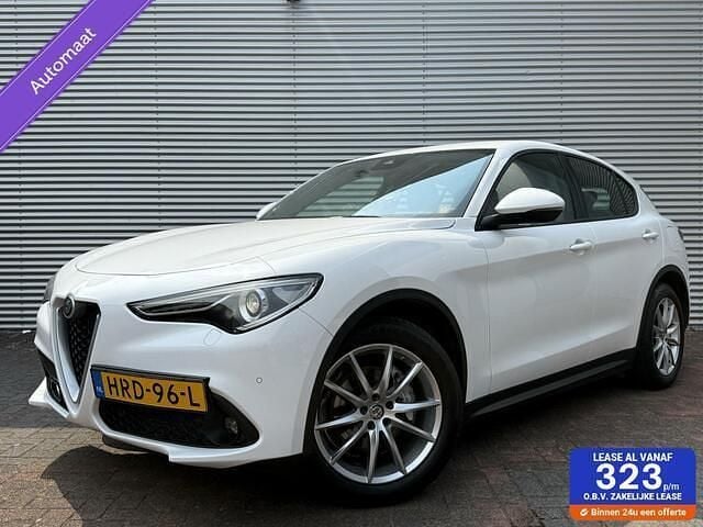 Wit Gebruikt 2018 Alfa Romeo Stelvio Super SUV | € 19.950 (Eerlijke prijs) - Afbeelding 1/4