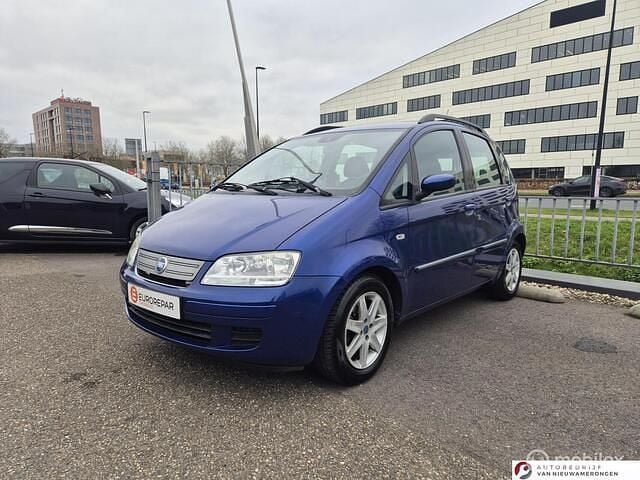 Blauw Gebruikt 2007 Fiat Idea Emotion MPV | € 2.450 (Eerlijke prijs) - Afbeelding 1/4