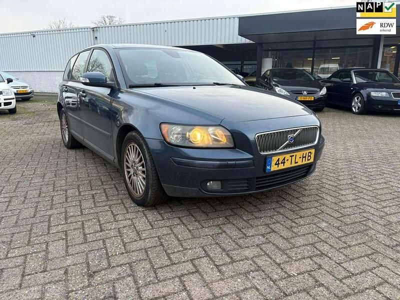 Blauw Occasion 2006 Volvo V50 Stationwagen | € 850 - Afbeelding 1/4
