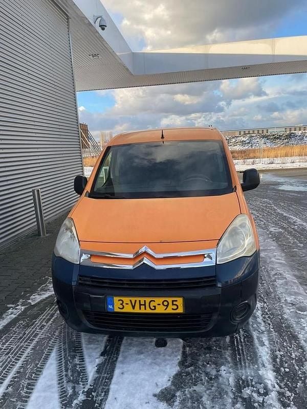 Occasion 2010 Citroën Berlingo MPV | € 1.950 (Eerlijke prijs) - Afbeelding 1/4