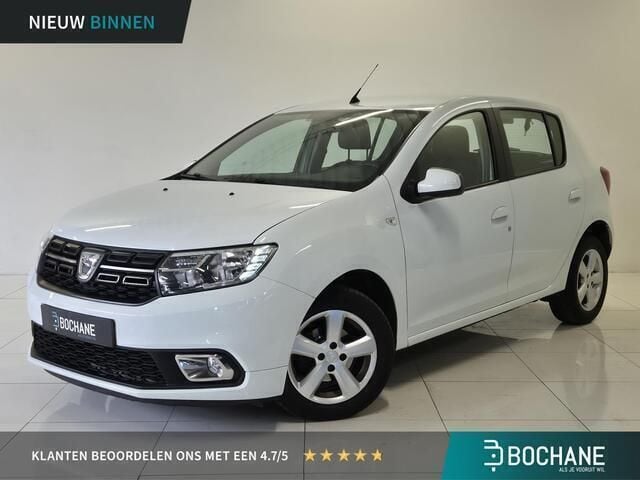 Blanc glacier Gebruikt 2017 Dacia Sandero Lauréate Hatchback | € 8.445 (Eerlijke prijs) - Afbeelding 1/4