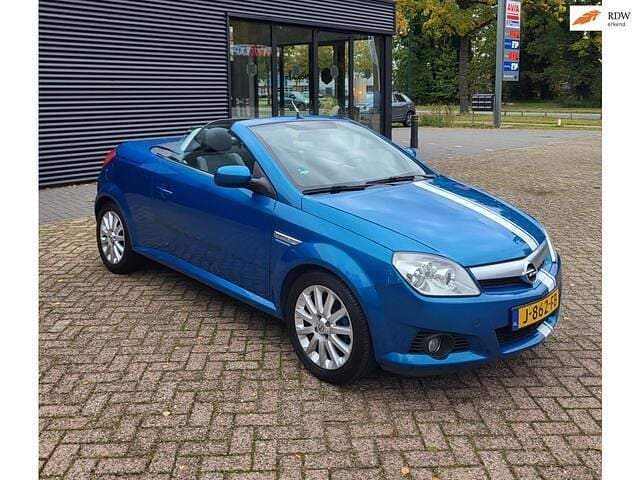 Blauw Gebruikt 2004 Opel Tigra Cabriolet | € 1.995 (Eerlijke prijs) - Afbeelding 1/4