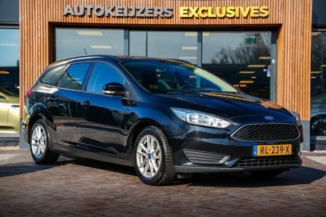 Zwart Gebruikt 2018 Ford Focus Trend Stationwagen | € 5.900 (Eerlijke prijs) - Afbeelding 1/4