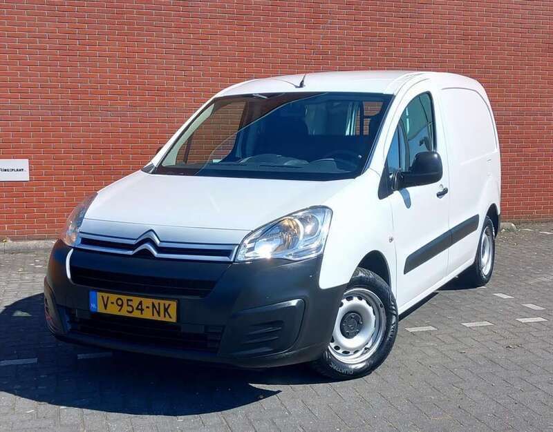 Wit Gebruikt 2018 Citroën Berlingo MPV | € 4.650 (Eerlijke prijs) - Afbeelding 1/4