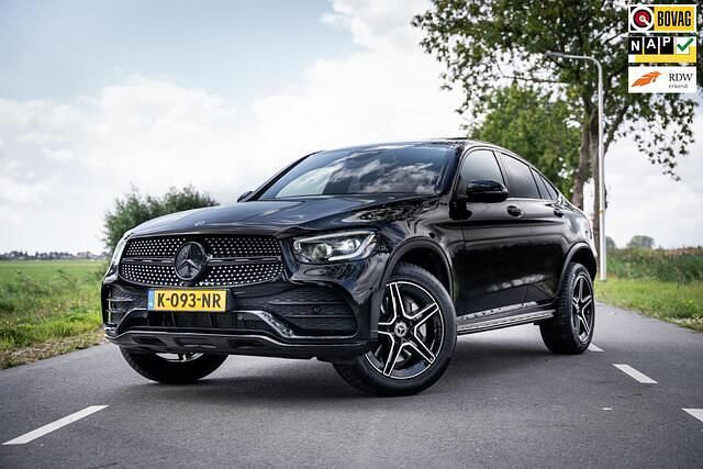 Zwart Gebruikt 2021 Mercedes GLC300 Business Coupé | € 44.900 (Super prijs) - Afbeelding 1/4