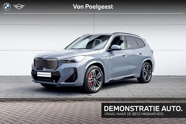 Storm bay Gebruikt 2025 BMW iX1 M Sport SUV | € 47.900 - Afbeelding 1/4