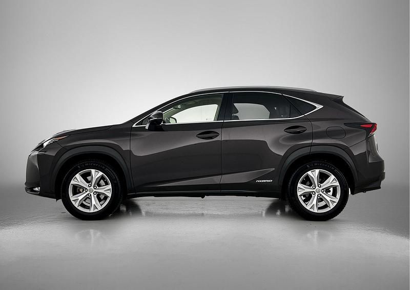 Occasion Lexus NX300h President Line 197 PK (144 kW) 2015 Bruin SUV