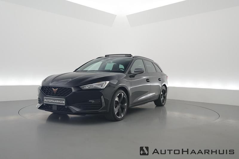Zwart Gebruikt 2023 Cupra Leon Stationwagen | € 31.850 (Eerlijke prijs) - Afbeelding 1/3