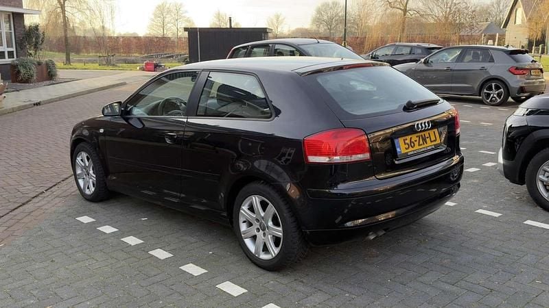 Occasion Audi A3 Attraction 105 PK (77 kW) 2008 Zwart Hatchback
