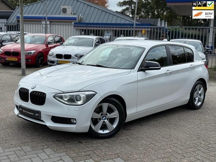 Wit Gebruikt 2013 BMW 114 Hatchback | € 7.950 (Iets duurder) - Afbeelding 1/1
