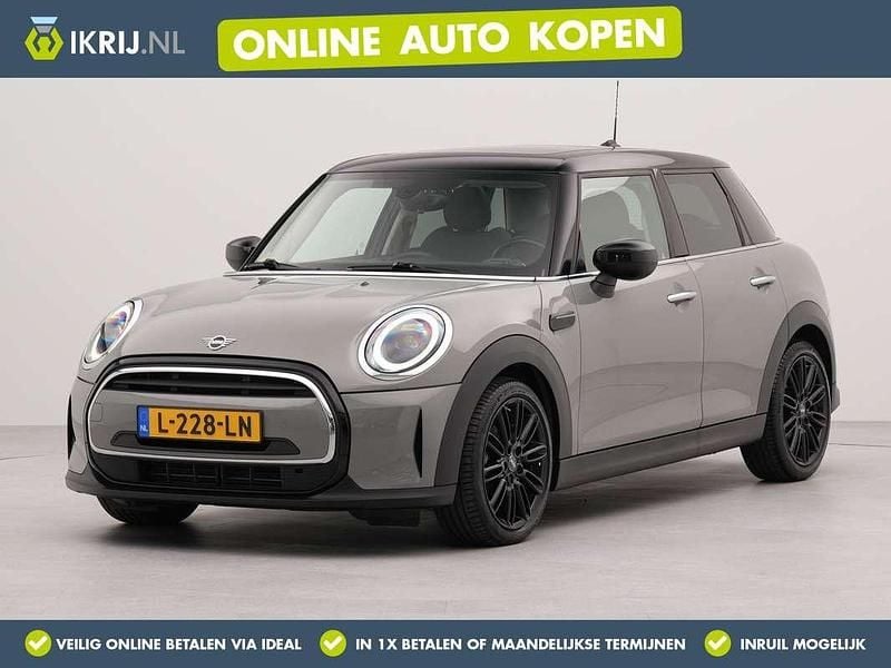 Grijs Gebruikt 2021 Mini Cooper Business Hatchback | € 27.200 - Afbeelding 1/3