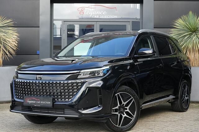 Zwart Nieuw 2025 DFSK E5 SUV | € 36.950 - Afbeelding 1/4