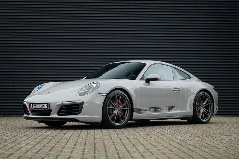 Grijs Gebruikt 2018 Porsche 911 Carrera 4 Coupé | € 91.495 - Afbeelding 1/4