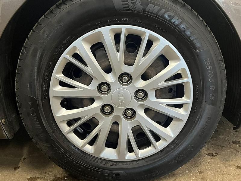 Occasion Kia Ceed 135 PK (99 kW) 2015 Bruin Hatchback