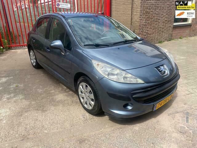 Grijs Gebruikt 2007 Peugeot 207 Hatchback | € 2.250 (Iets duurder) - Afbeelding 1/4