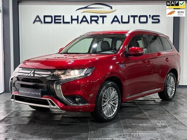 Rood Gebruikt 2019 Mitsubishi Outlander SUV | € 19.950 (Goede deal) - Afbeelding 1/4