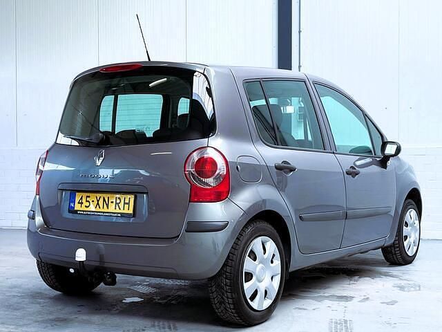 Occasion Renault Modus 112 PK (82 kW) 2007 Grijs MPV