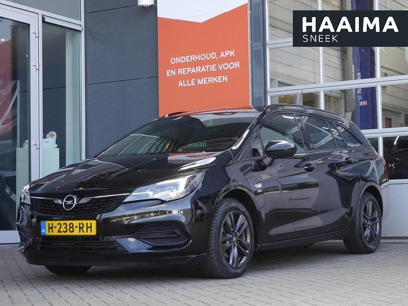 Zwart Gebruikt 2020 Opel Astra Edition Stationwagen | € 16.945 (Iets duurder) - Afbeelding 1/4