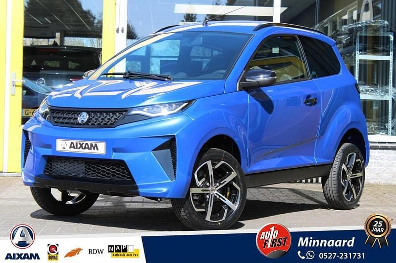 Nieuw Aixam Crossover Premium 2025 Blauw Hatchback