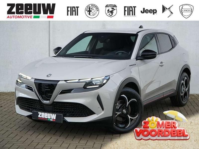 Grijs Nieuw 2025 Alfa Romeo Junior Edizione Speciale SUV | € 38.900 (Eerlijke prijs) - Afbeelding 1/4