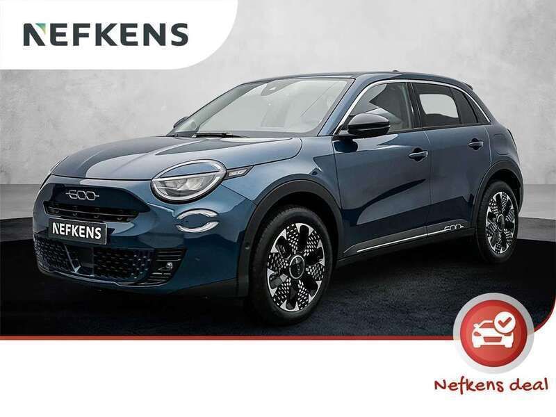 Blauw Nieuw 2024 Fiat 600 La Prima SUV | € 36.350 - Afbeelding 1/4
