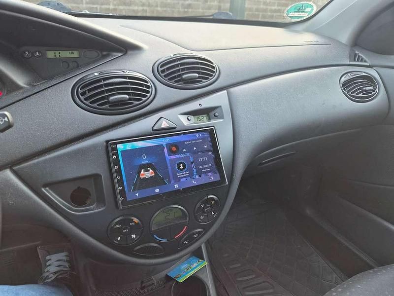 Occasion Ford Focus 101 PK (74 kW) 2003 Zwart Stationwagen