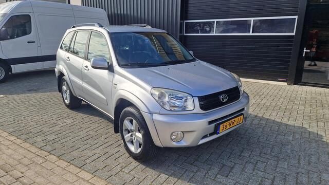 Grijs Gebruikt 2004 Toyota RAV4 Sol SUV | € 5.999 (Eerlijke prijs) - Afbeelding 1/4