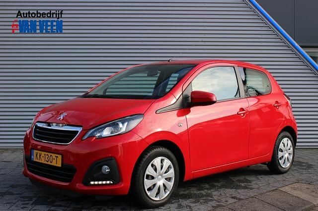 Rood Gebruikt 2016 Peugeot 108 Active Hatchback | € 6.945 (Eerlijke prijs) - Afbeelding 1/4