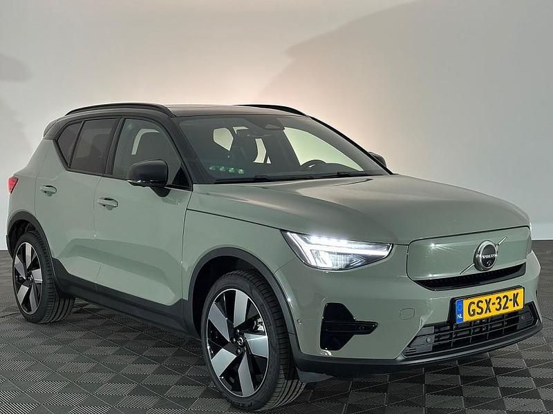 Groen Gebruikt 2024 Volvo EX40 Ultra SUV | € 44.900 (Super prijs) - Afbeelding 1/4