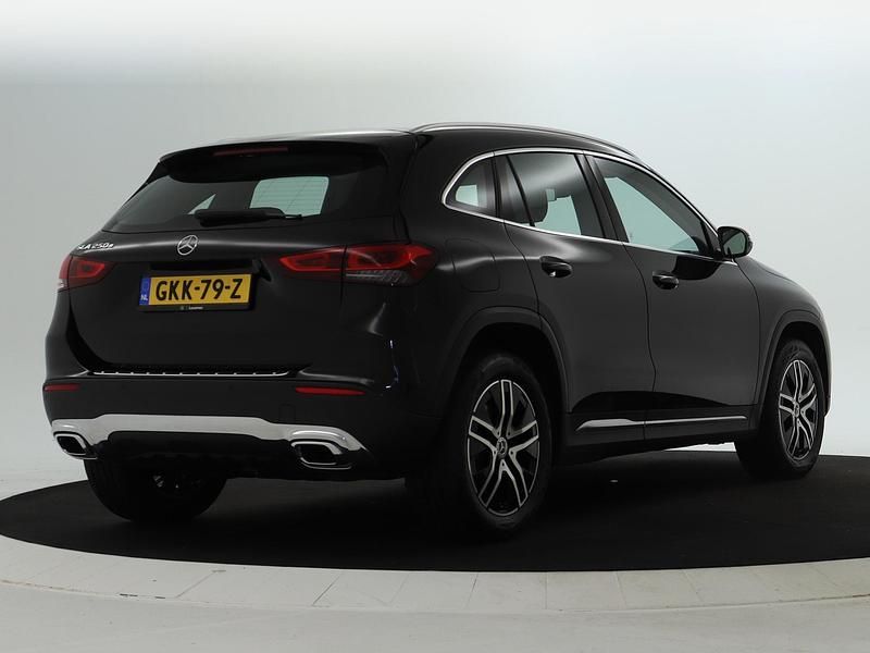 Occasion Mercedes GLA250 Luxury 218 PK (160 kW) 2023 Zwart SUV