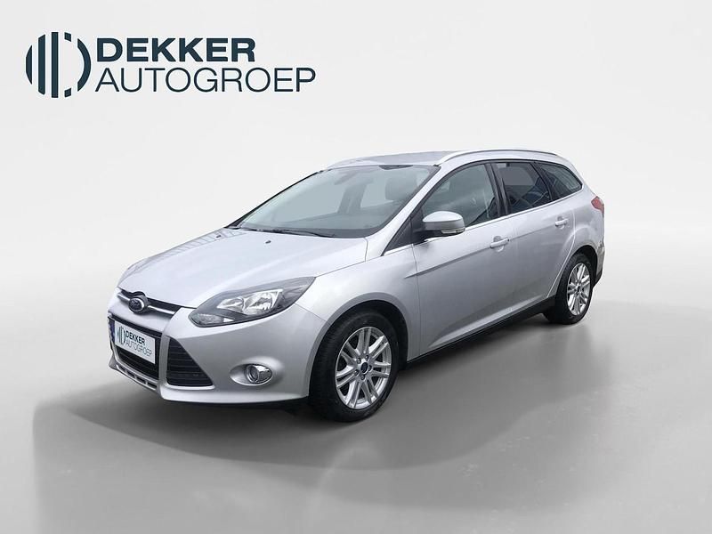 Grijs Gebruikt 2013 Ford Focus Titanium Stationwagen | € 7.445 (Eerlijke prijs) - Afbeelding 1/4