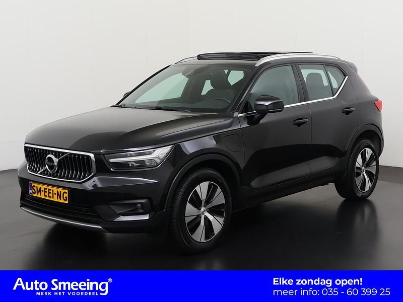 Zwart Gebruikt 2021 Volvo XC40 Business Edition SUV | € 29.945 (Goede deal) - Afbeelding 1/4