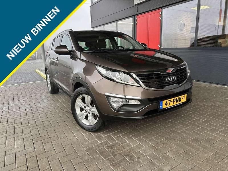 Bruin Occasion 2011 Kia Sportage SUV | € 9.950 (Goede deal) - Afbeelding 1/4