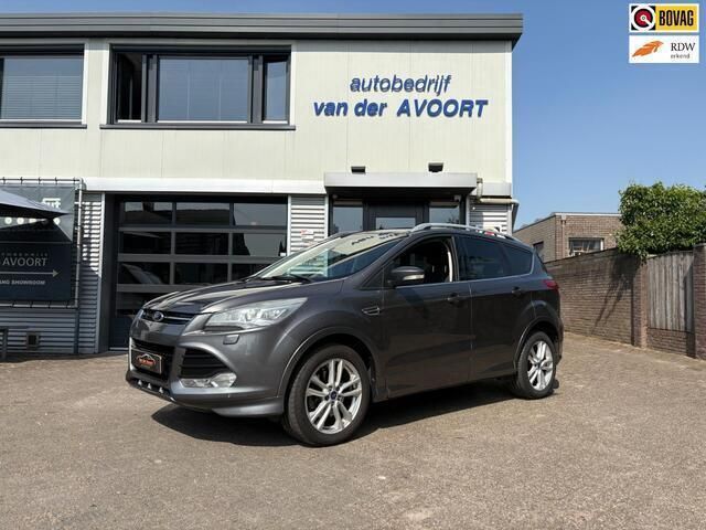 Grijs Gebruikt 2014 Ford Kuga Titanium SUV | € 13.750 (Eerlijke prijs) - Afbeelding 1/4