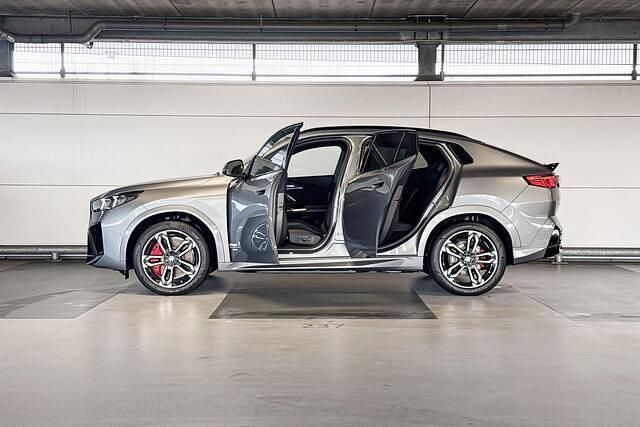 Occasion BMW iX2 M Sport 150 kW (204 PK) 2025 Grijs SUV