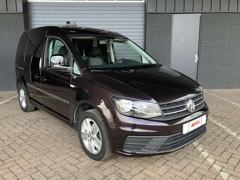 Occasion VW Caddy Highline 102 PK (75 kW) 2016 Paars metallic MPV